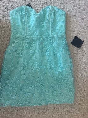 Lulu's Strapless Floral Lace Mini Dress